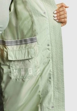 Khujo Silica - Parka - Blassgrün 15 Khujo Silica - Parka - Blassgrün -Tienda Ropa Moderna 04752bd3787543ad84ffcbf0ab3a1955