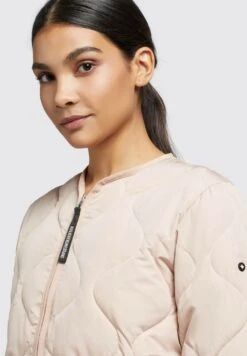 Khujo Alma - Chaqueta De Entretiempo - War-Pin 15 Khujo Alma - Chaqueta De Entretiempo - War-Pin -Tienda Ropa Moderna 5714ef72c8cc42c19b7c27438fd57553