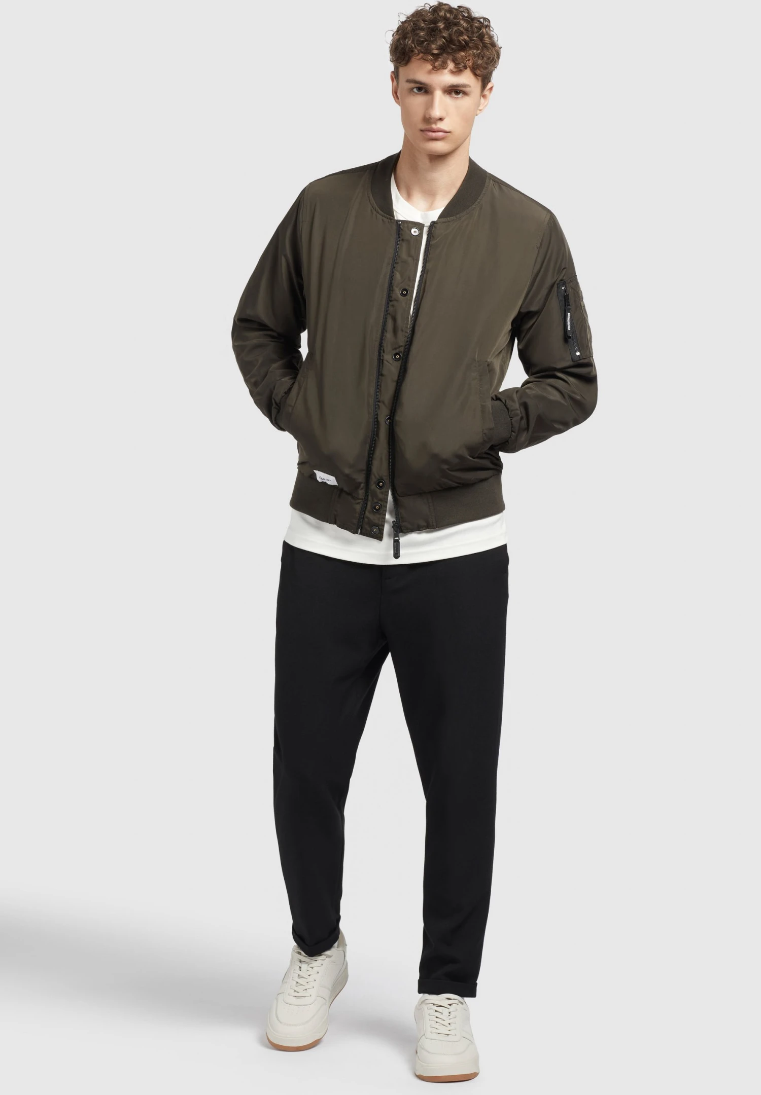 Khujo Velo - Chaquetas Bomber - Gry Bei 4 Khujo Velo - Chaquetas Bomber - Gry Bei - Imagen 2