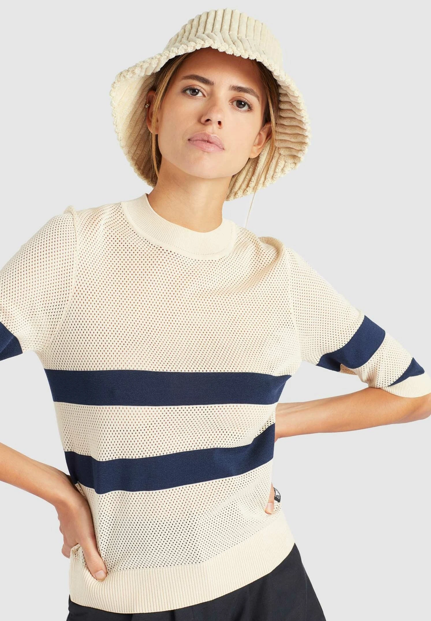 Khujo Chumane - Camiseta Estampada - Sand/Dark Blue 7 Khujo Chumane - Camiseta Estampada - Sand/Dark Blue - Imagen 5