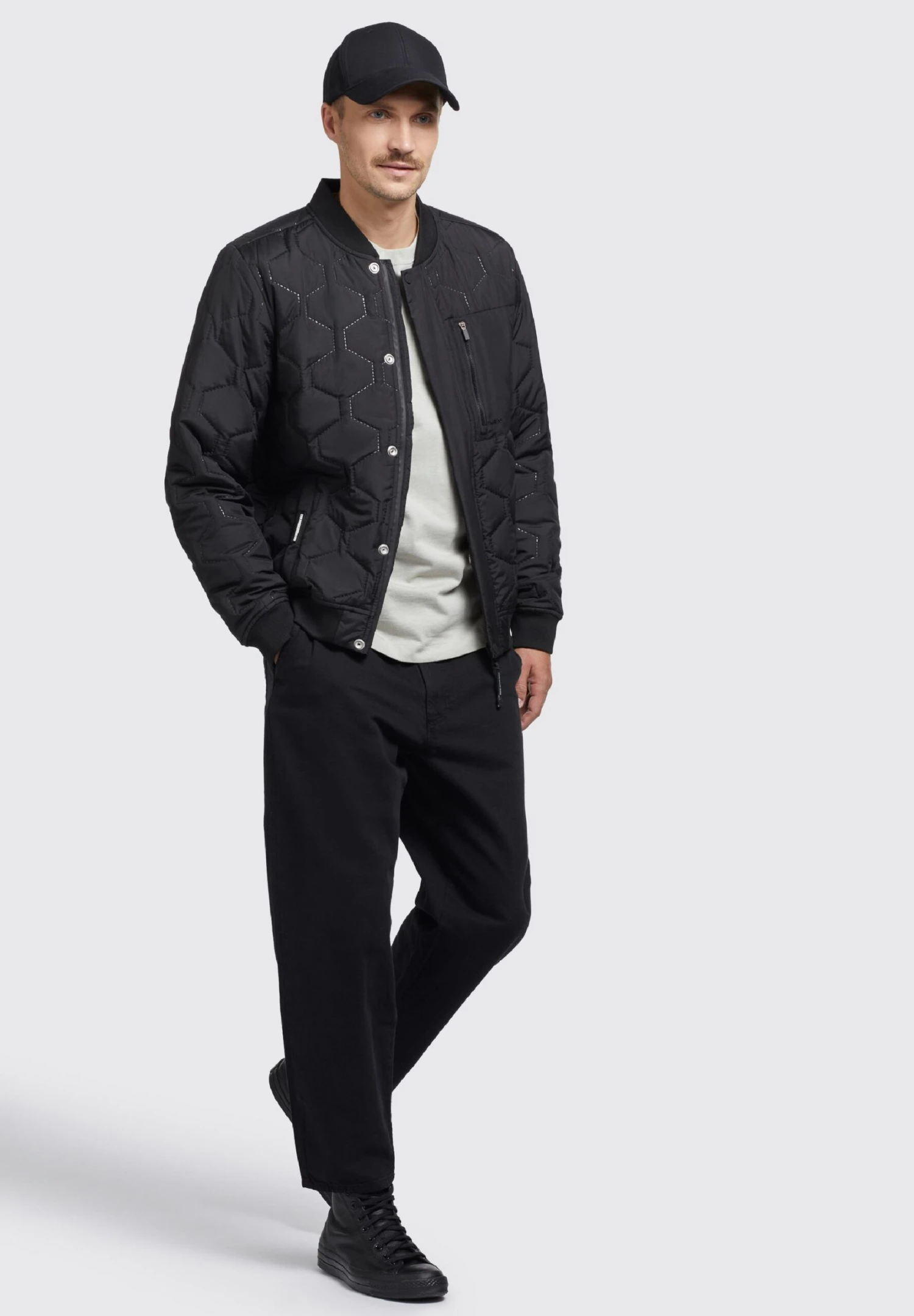 Khujo Carlson - Chaqueta De Entretiempo - Schwarz 6 Khujo Carlson - Chaqueta De Entretiempo - Schwarz - Imagen 4