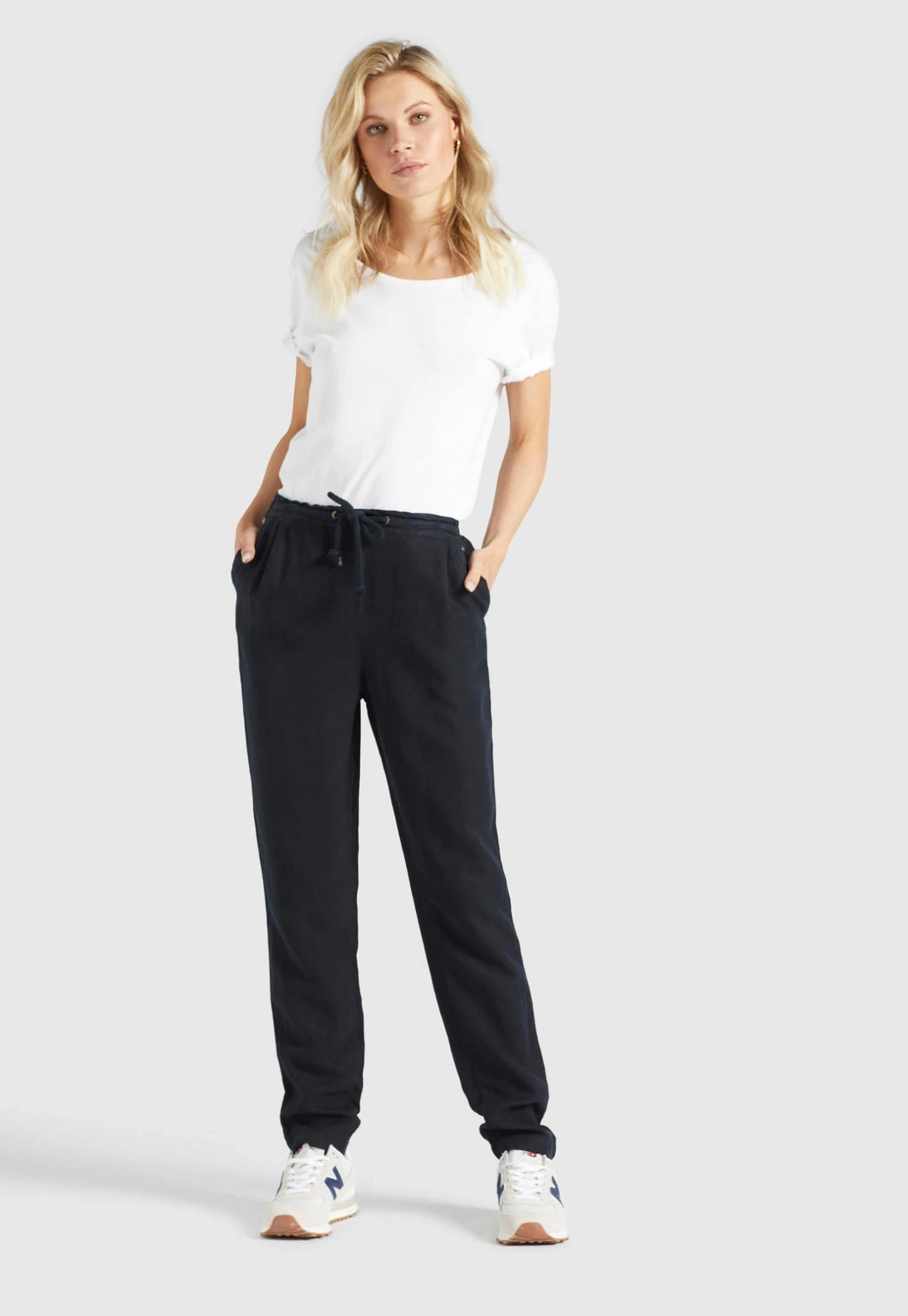 Khujo Svetjana - Pantalones Deportivos - Grau Gewaschen 4 Khujo Svetjana - Pantalones Deportivos - Grau Gewaschen - Imagen 2